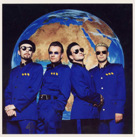 U2